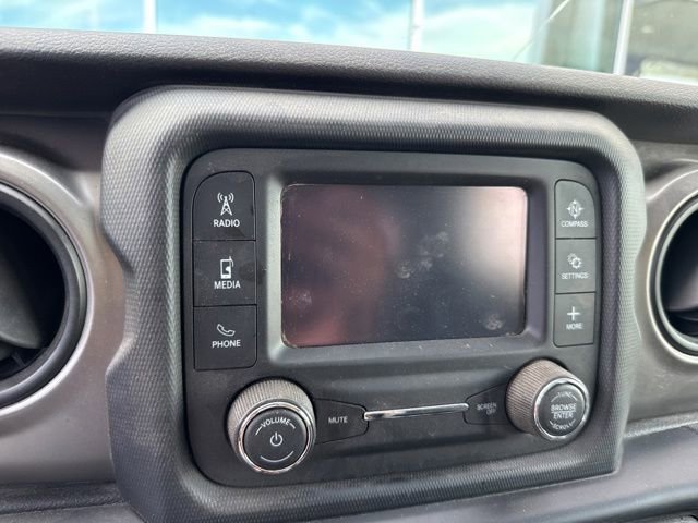 Used 2020 Jeep Gladiator Sport AWD/4WD image 34