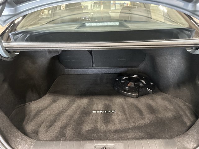 Used 2024 Nissan Sentra SR FWD image 26