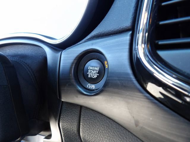 Used 2022 Jeep Grand Cherokee Laredo X image 22