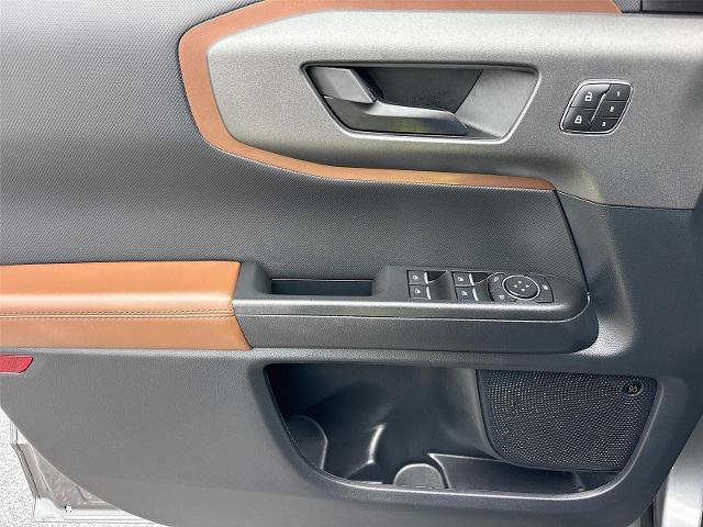 Certified 2025 Ford Bronco Sport Outer Banks w/ Outer Banks Tech Package+ AWD/4WD image 19