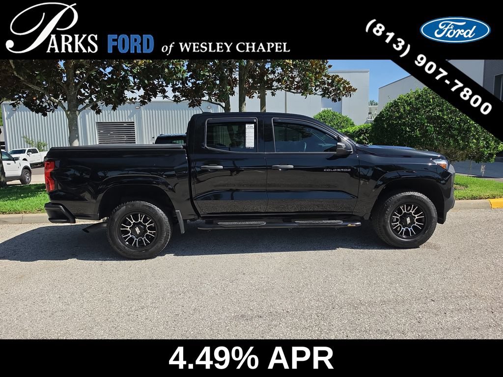 Used 2023 Chevrolet Colorado W/T w/ WT Convenience Package II RWD image 3