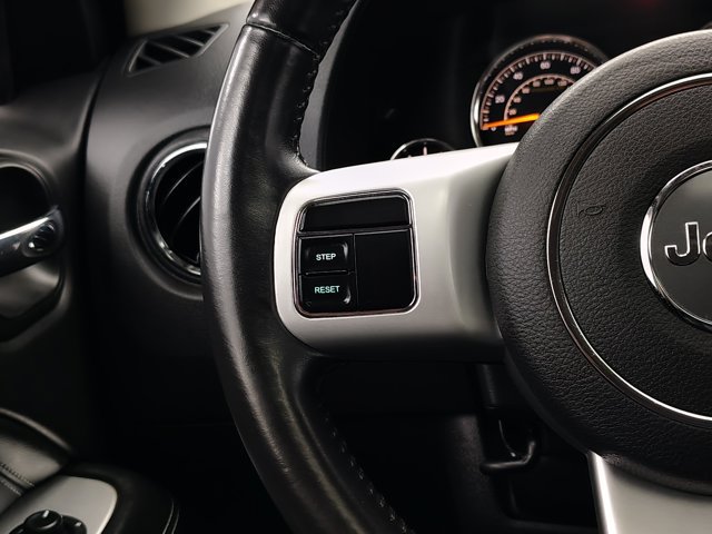 Used 2017 Jeep Compass High Altitude AWD/4WD image 34