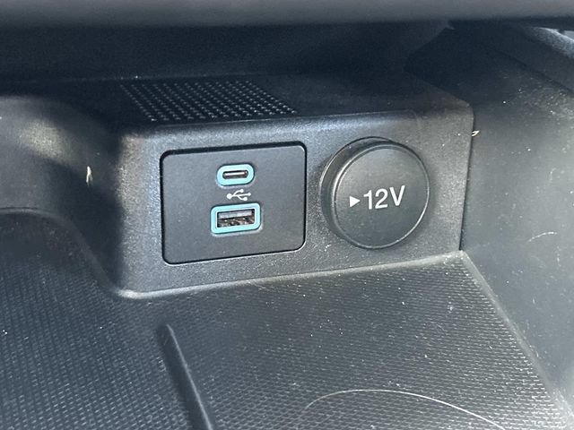 Certified 2023 Ford Escape Active AWD/4WD image 37