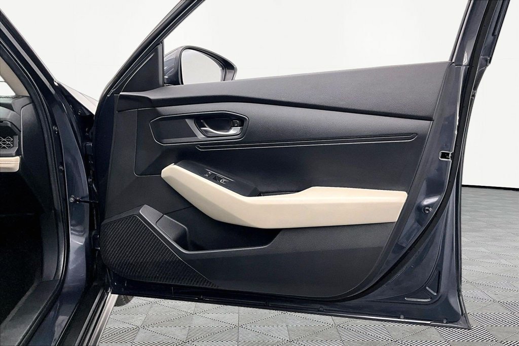 Used 2025 Honda Accord LX image 24