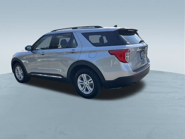 Certified 2024 Ford Explorer XLT RWD image 8