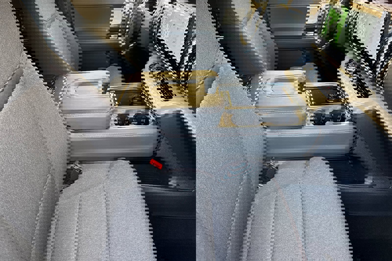 Certified 2025 Ford Expedition Active image 17