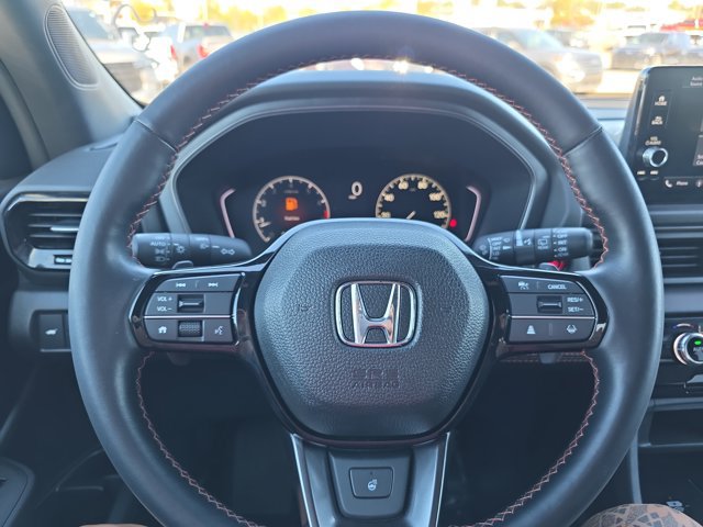 Used 2025 Honda Pilot TrailSport image 22