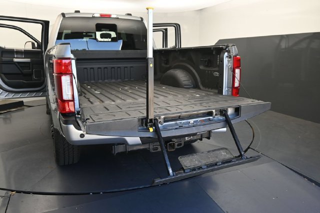 Certified 2022 Ford F250 Lariat w/ Lariat Ultimate Package AWD/4WD image 41