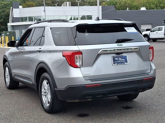 Certified 2022 Ford Explorer XLT AWD/4WD image 4