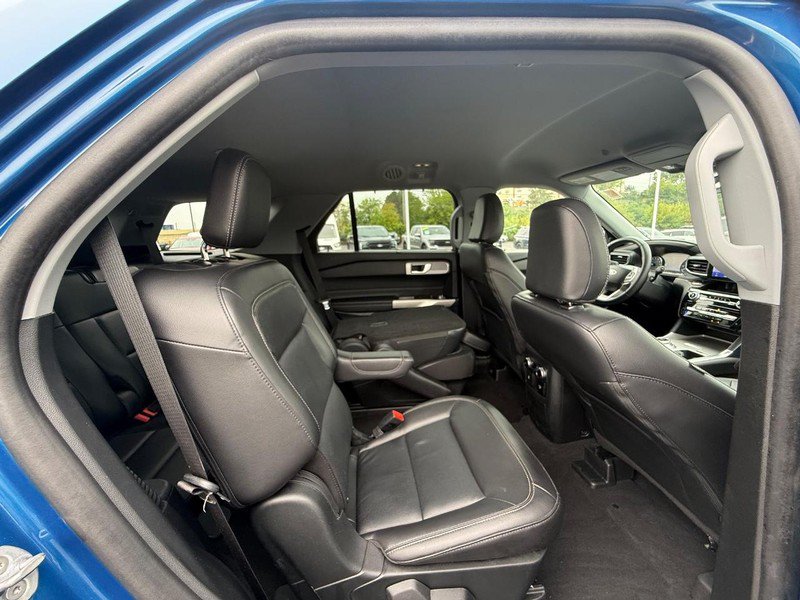 Certified 2023 Ford Explorer Limited w/ Equipment Group 301A AWD/4WD image 15