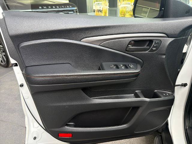 Used 2022 Honda Passport TrailSport image 17