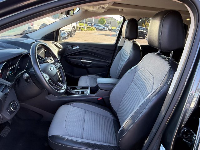 Certified 2017 Ford Escape SE w/ Equipment Group 201A AWD/4WD image 6