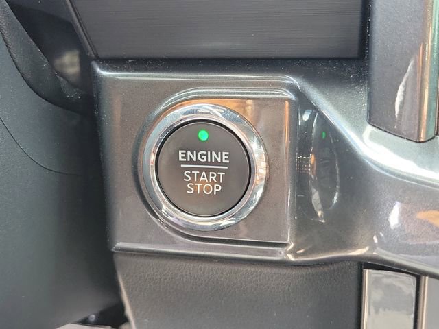 Certified 2022 Ford F150 XLT w/ Equipment Group 302A High image 28