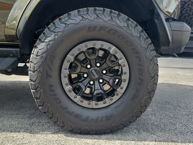 Certified 2025 Ford Bronco Raptor w/ Interior Carbon Fiber Pack AWD/4WD image 6