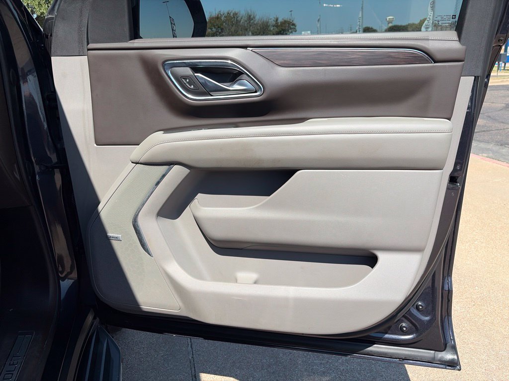 Used 2023 Chevrolet Tahoe LT AWD/4WD image 11