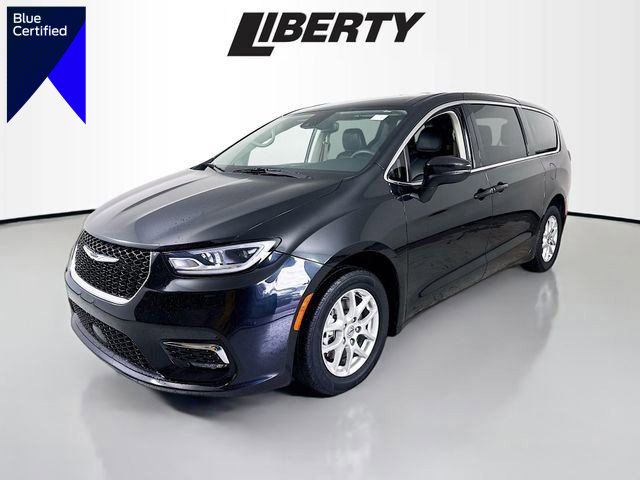 Used 2023 Chrysler Pacifica Touring-L