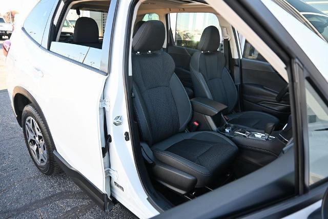 Used 2024 Subaru Forester Premium AWD/4WD image 23