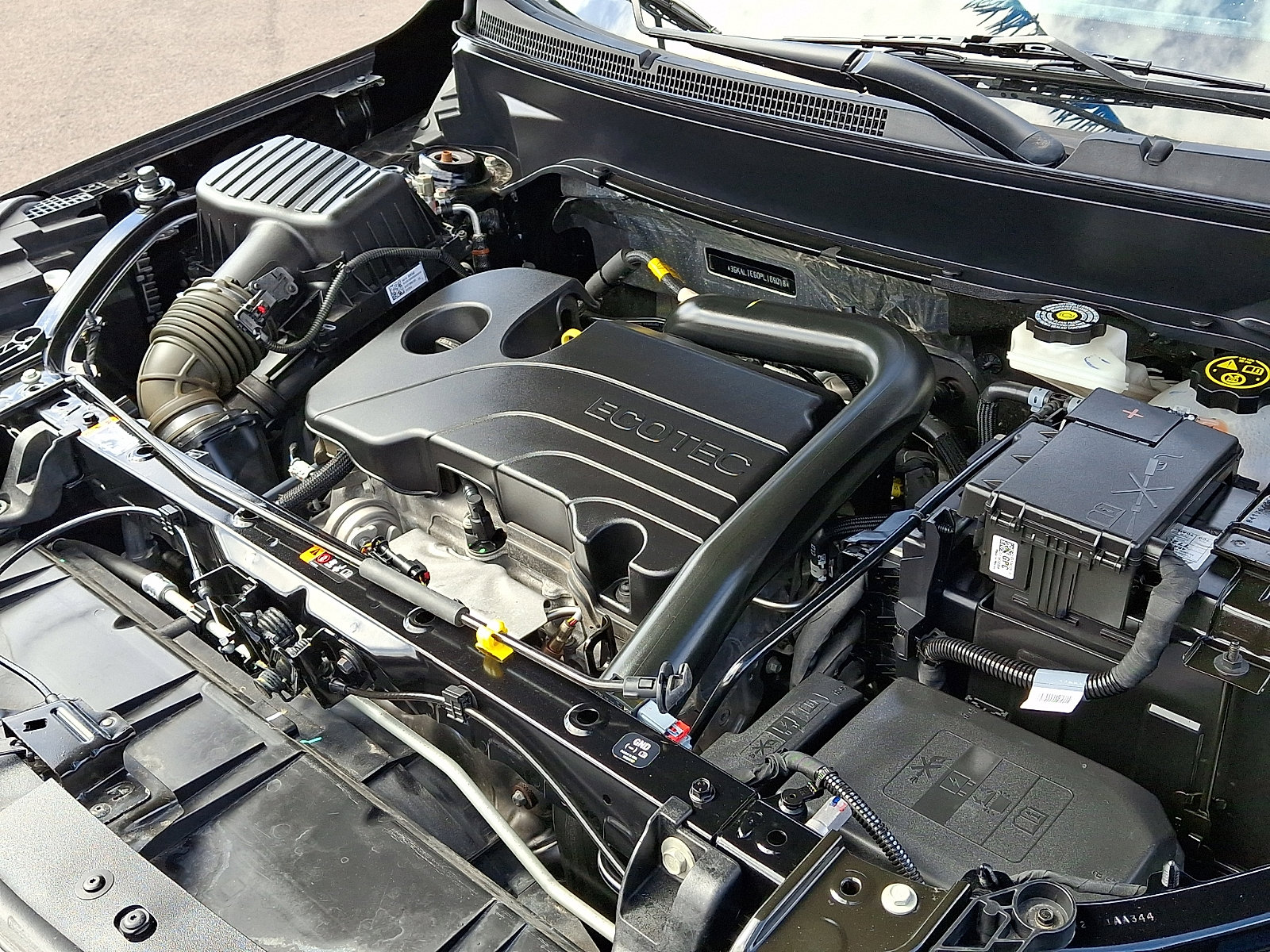 Used 2023 GMC Terrain SLE w/ Driver Convenience Package image 29