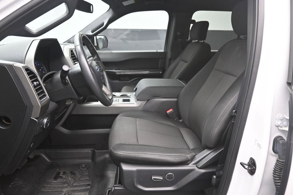 Certified 2019 Ford Expedition Max XLT RWD image 18