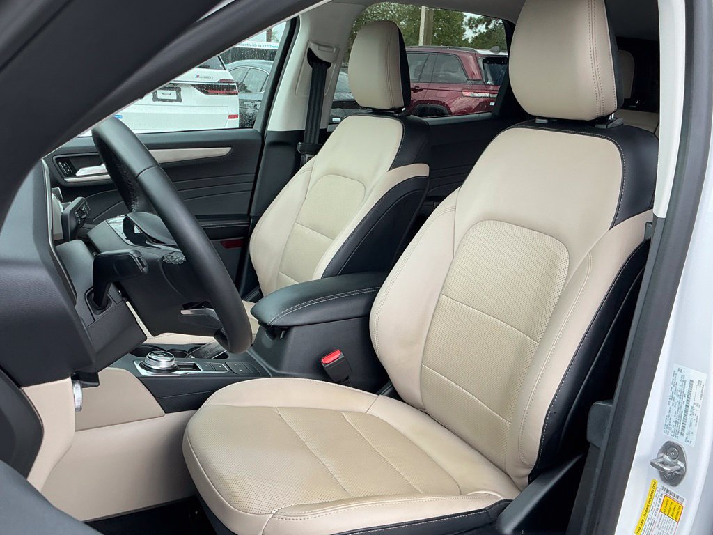 Certified 2021 Ford Escape SEL w/ Technology Package FWD image 27