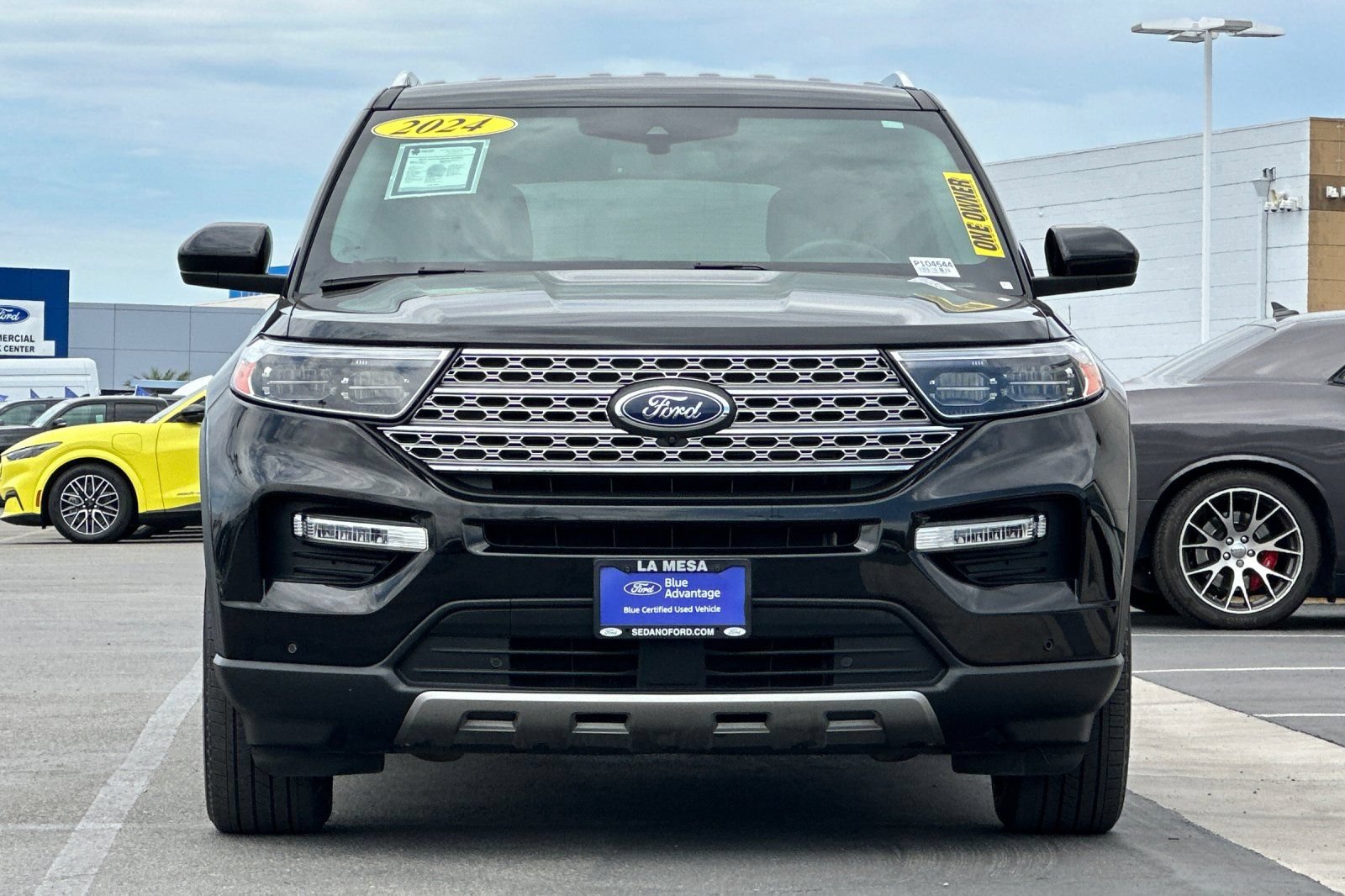 Certified 2024 Ford Explorer Limited AWD/4WD image 8