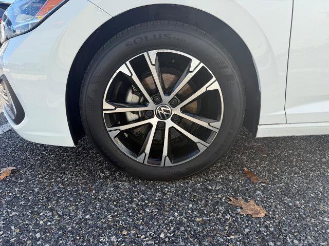 Used 2023 Volkswagen Jetta Sport image 20