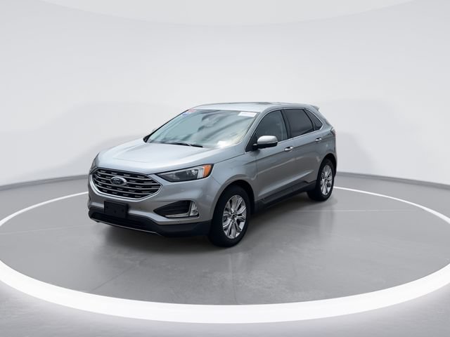 Certified 2024 Ford Edge Titanium AWD/4WD image 3