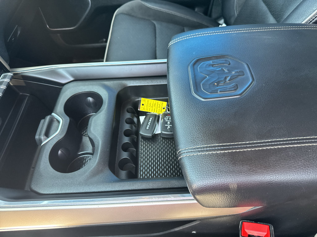 Used 2022 RAM 1500 Laramie AWD/4WD image 13