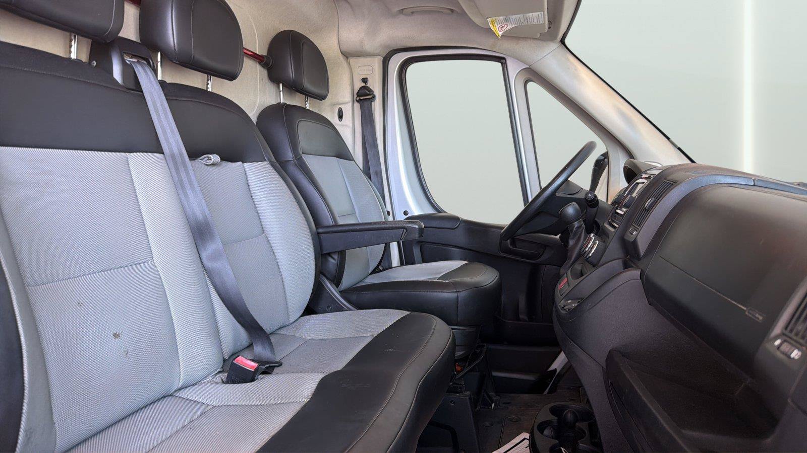 Used 2017 RAM ProMaster 2500 w/ Interior Convenience Group FWD image 14