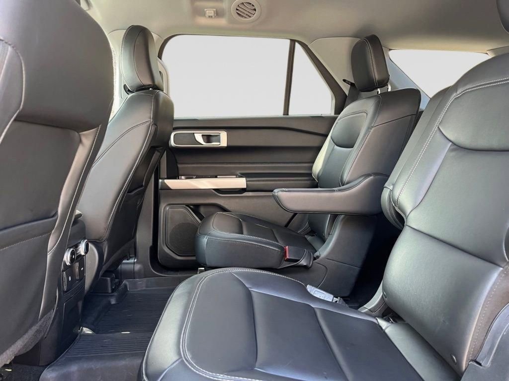 Certified 2023 Ford Explorer XLT w/ Equipment Group 202A AWD/4WD image 12