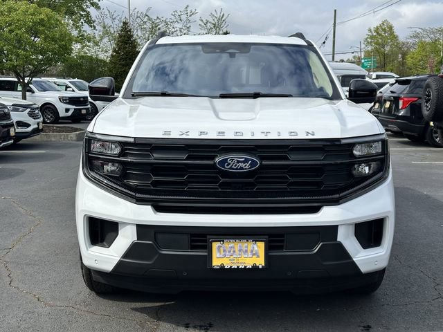 Certified 2025 Ford Expedition Active AWD/4WD image 9