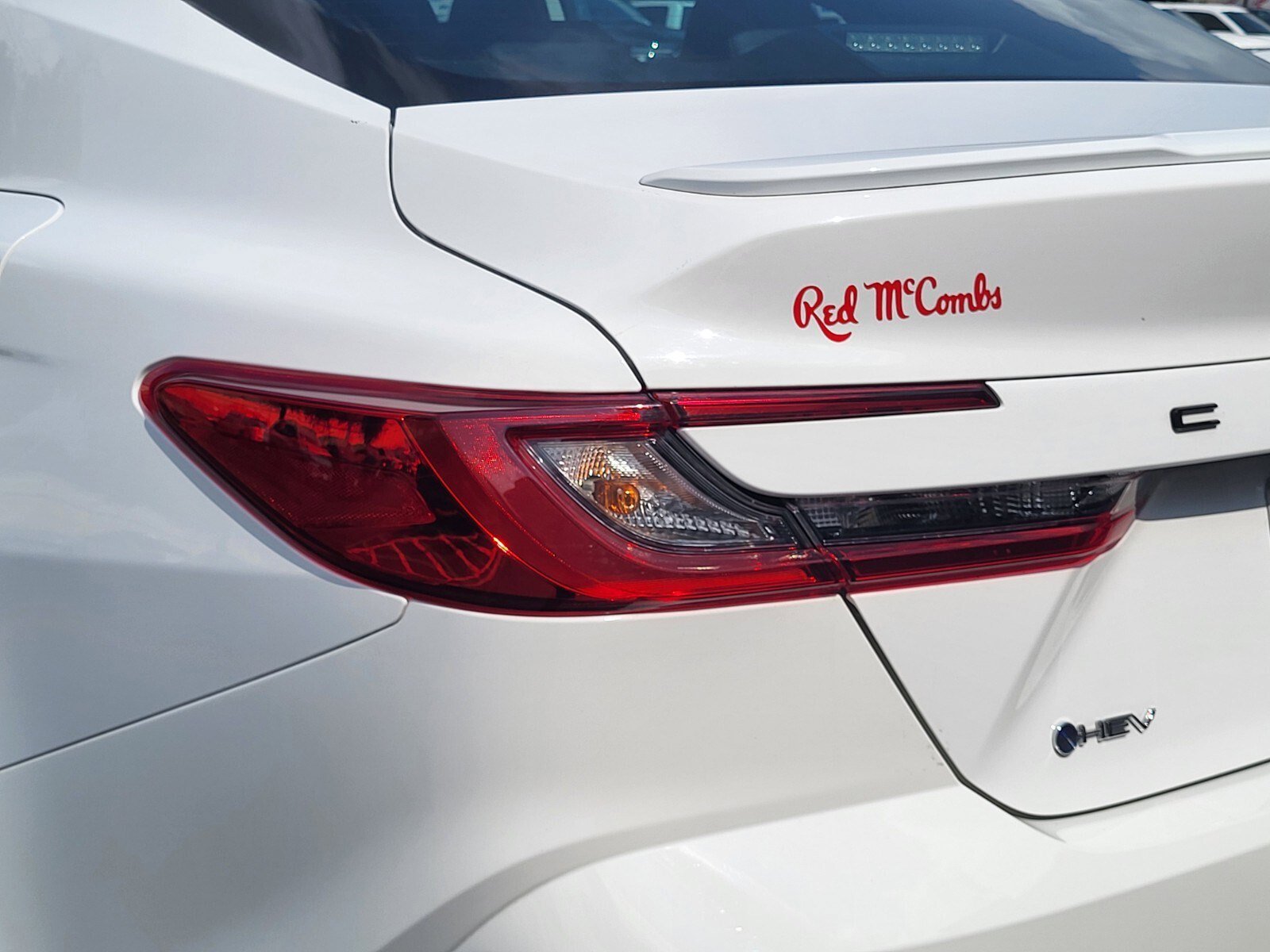 Used 2025 Toyota Camry SE FWD image 11