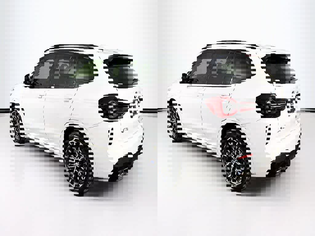 Used 2022 BMW X3 sDrive30i w/ M Sport Package 2 image 4