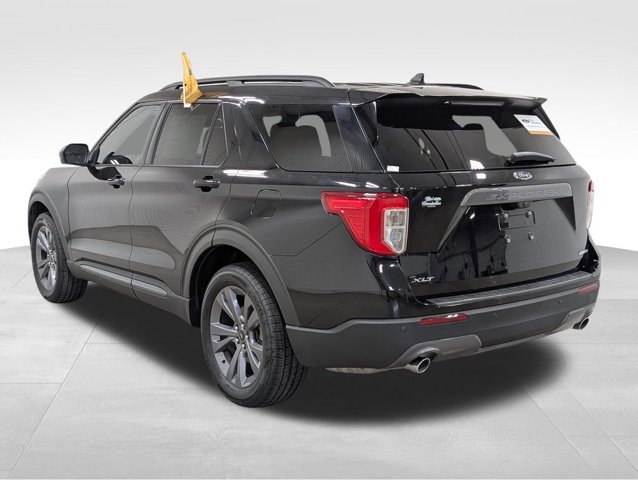 Certified 2023 Ford Explorer XLT w/ Equipment Group 202A AWD/4WD image 23
