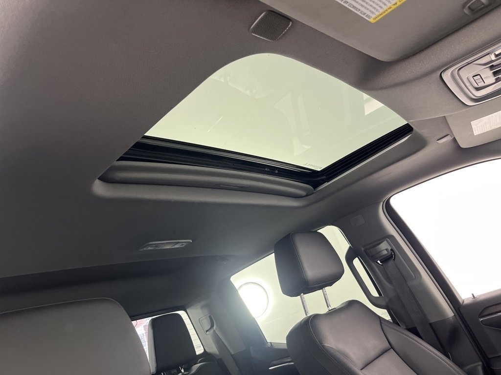 Used 2023 GMC Sierra 1500 SLT image 34