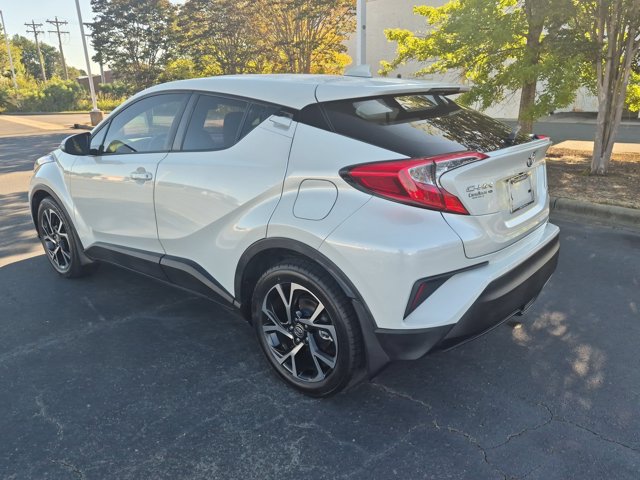 Used 2020 Toyota C-HR XLE FWD image 6