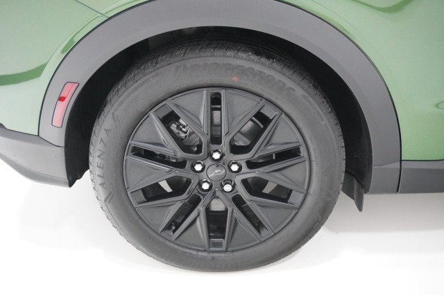 Certified 2025 Ford Mustang Mach-E Select RWD image 6