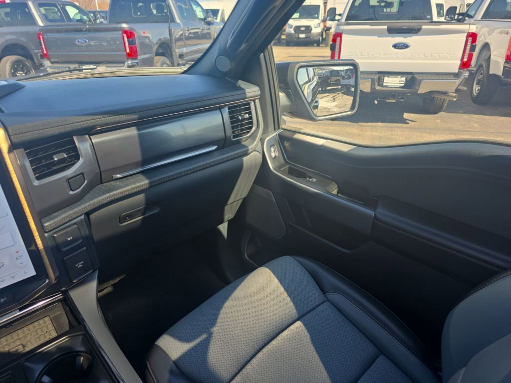 Certified 2025 Ford F150 Lightning Lariat image 28