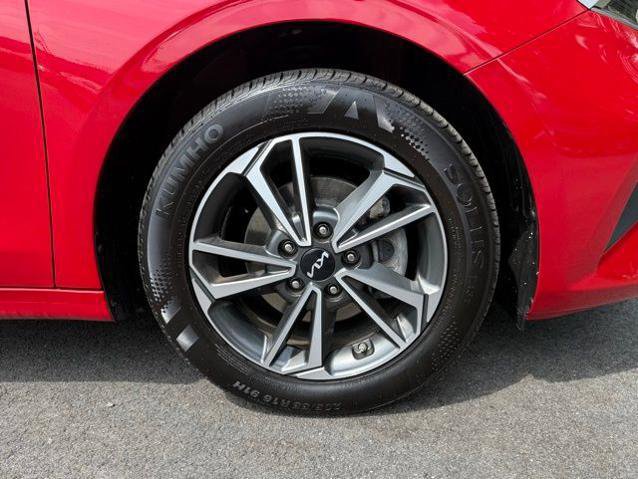 Used 2023 Kia Forte LXS w/ LXS Technology Package image 33