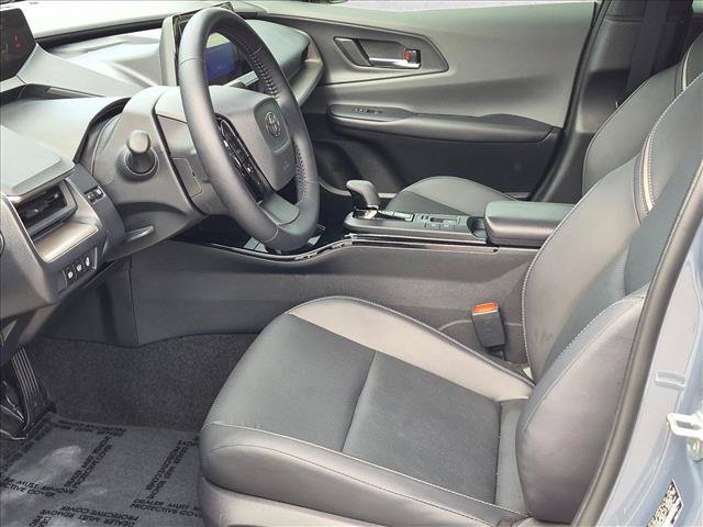 Used 2026 Toyota Prius XLE FWD image 16
