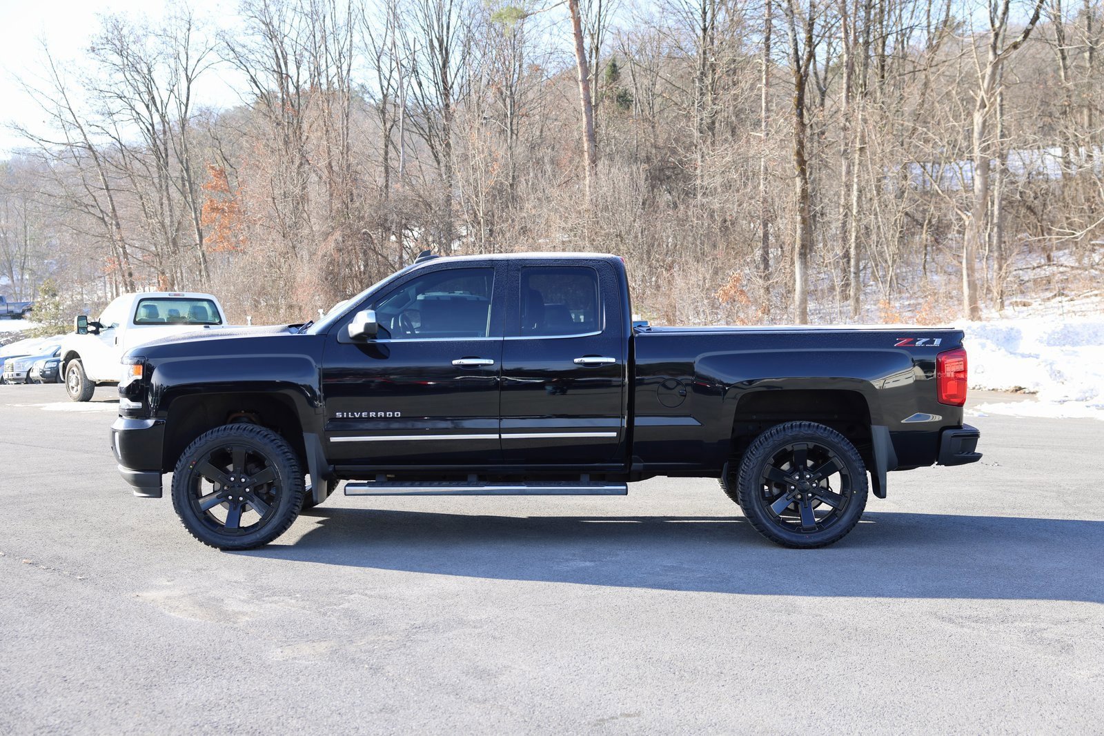 Used 2018 Chevrolet Silverado 1500 LTZ Z71 w/ LTZ Plus Package image 2