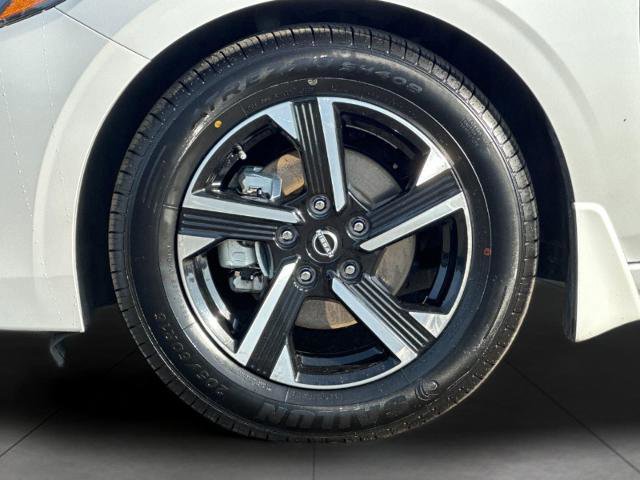 Used 2024 Nissan Sentra SV image 23