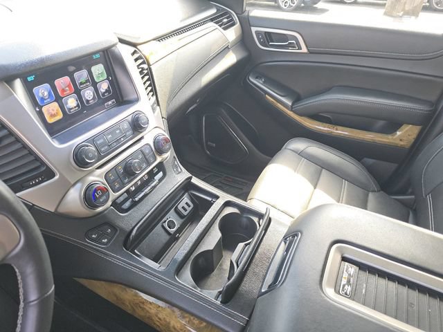 Used 2017 GMC Yukon Denali w/ Open Road Package AWD/4WD image 32