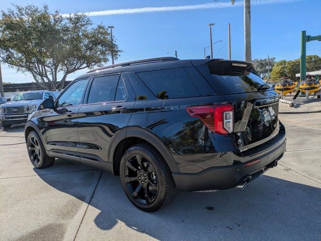 Certified 2023 Ford Explorer ST-Line w/ Class IV Trailer Tow Package image 2