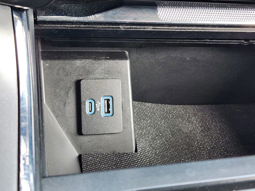 Certified 2024 Ford F150 Lariat w/ Tow/Haul Package image 31