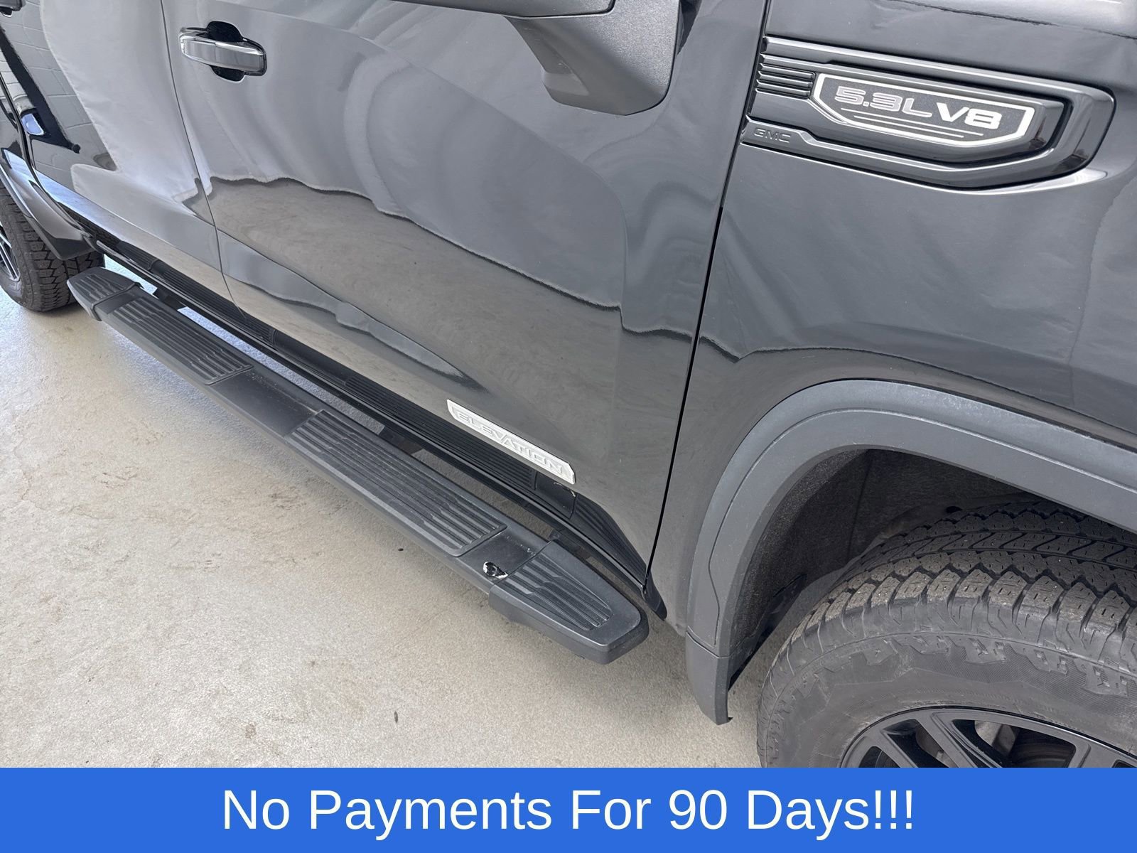 Used 2020 GMC Sierra 1500 Elevation w/ Elevation Value Package AWD/4WD image 8