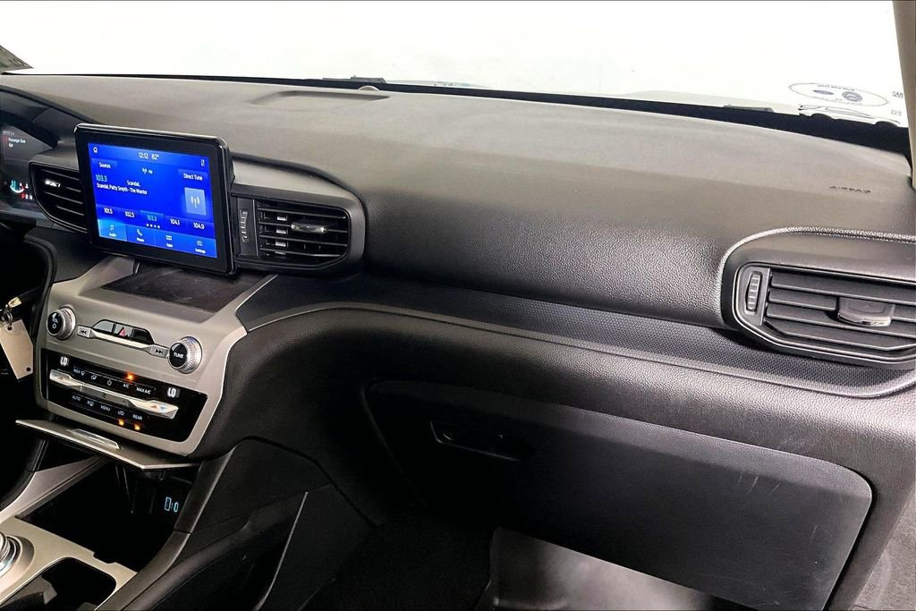Certified 2021 Ford Explorer 2WD image 12