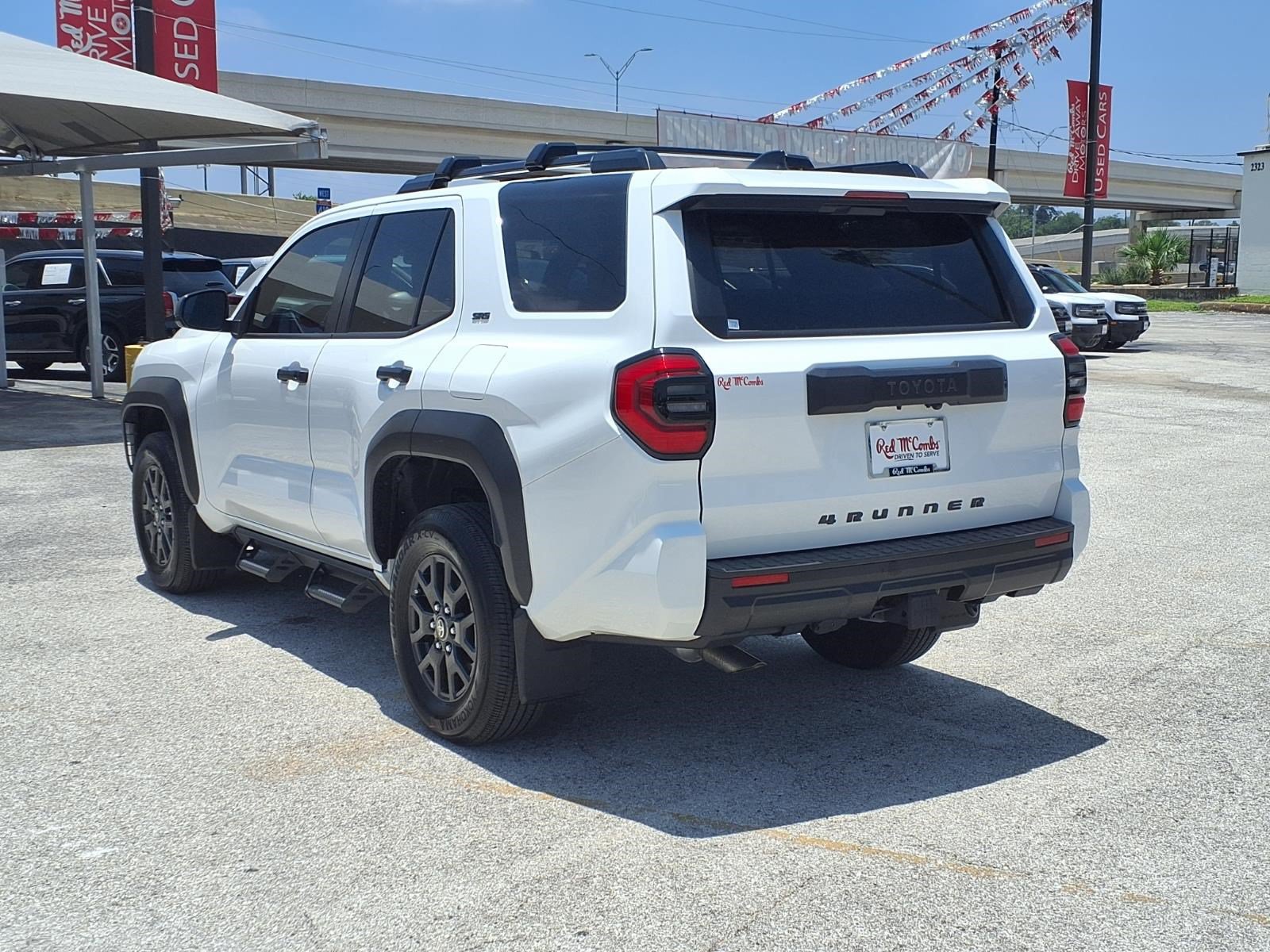 Used 2025 Toyota 4Runner SR5 AWD/4WD image 8