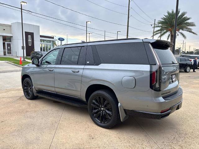 Used 2023 Cadillac Escalade ESV Sport Platinum image 7
