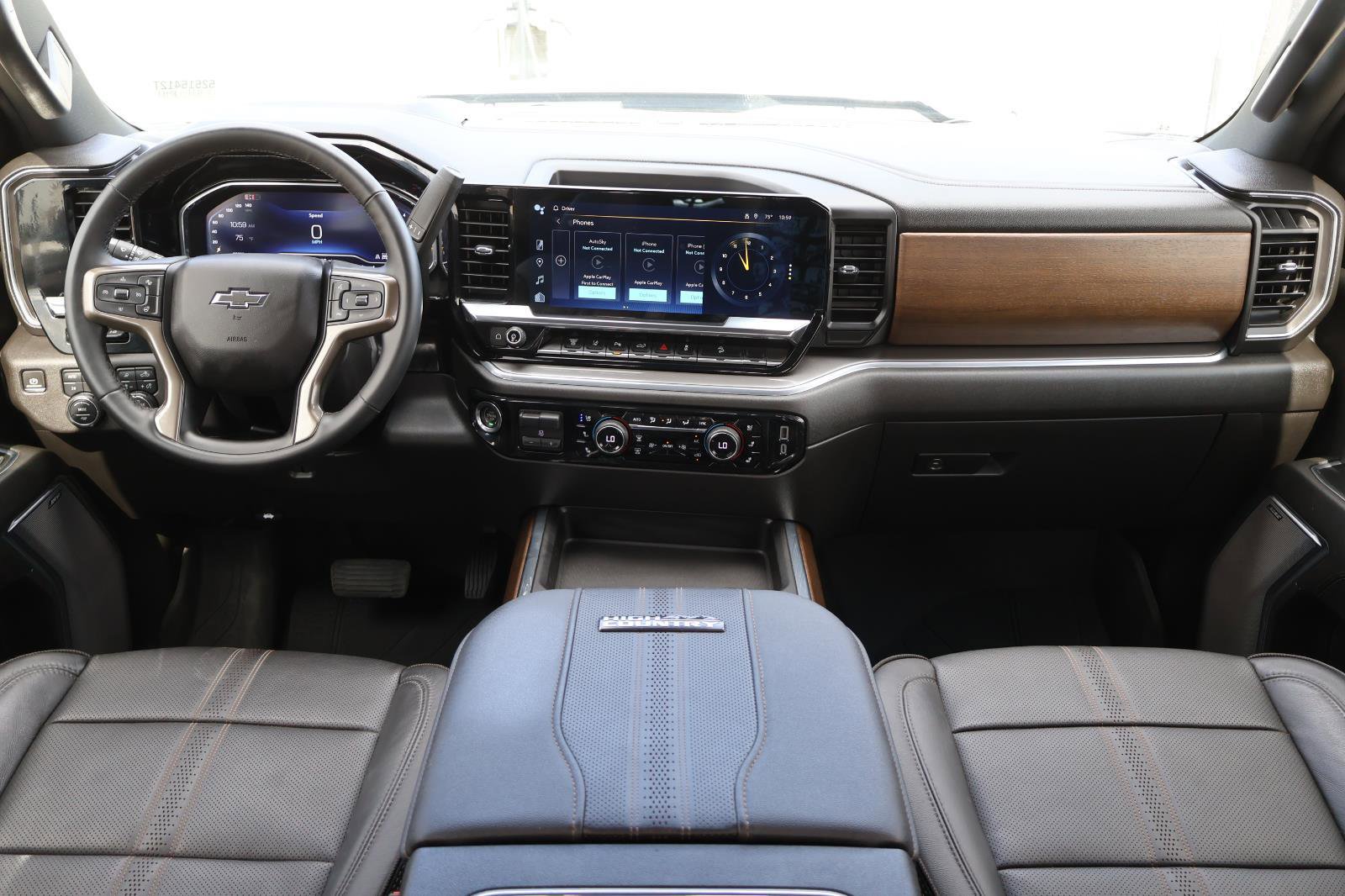 Used 2024 Chevrolet Silverado 2500 High Country w/ High Country Premium Package image 26